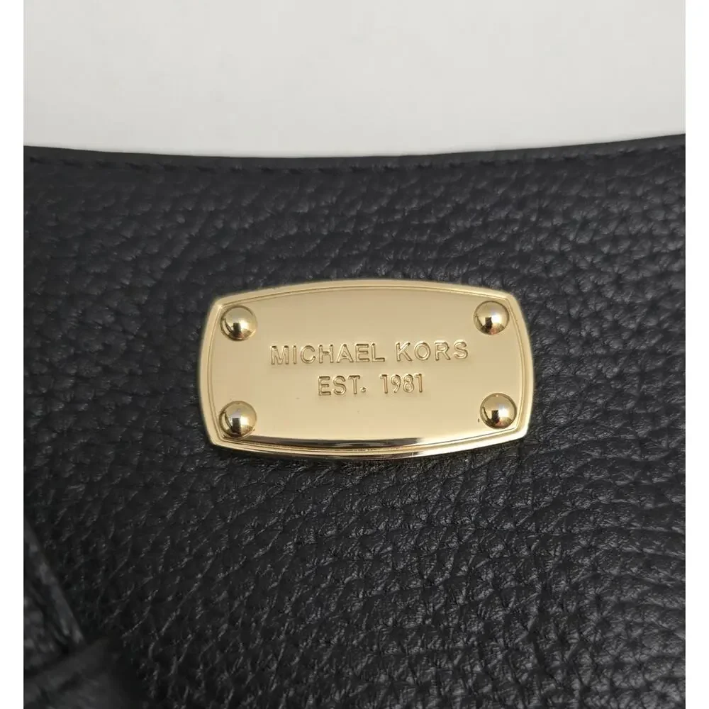Michael Kors Jet Set Messenger Bag Black Leather Crossbody